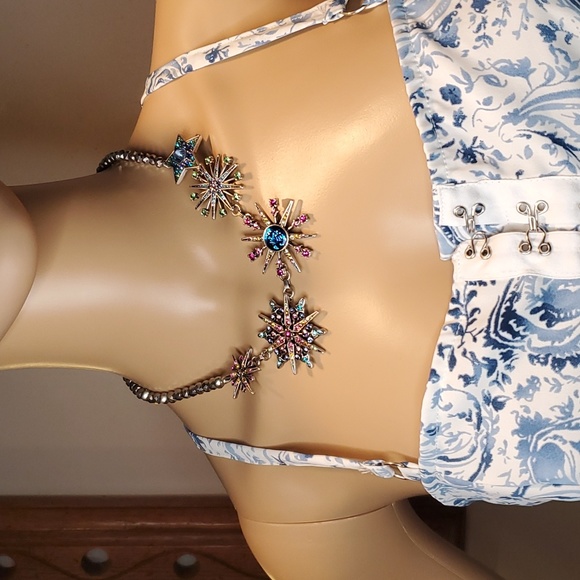 Kirks Folly Necklace - Picture 2 of 11